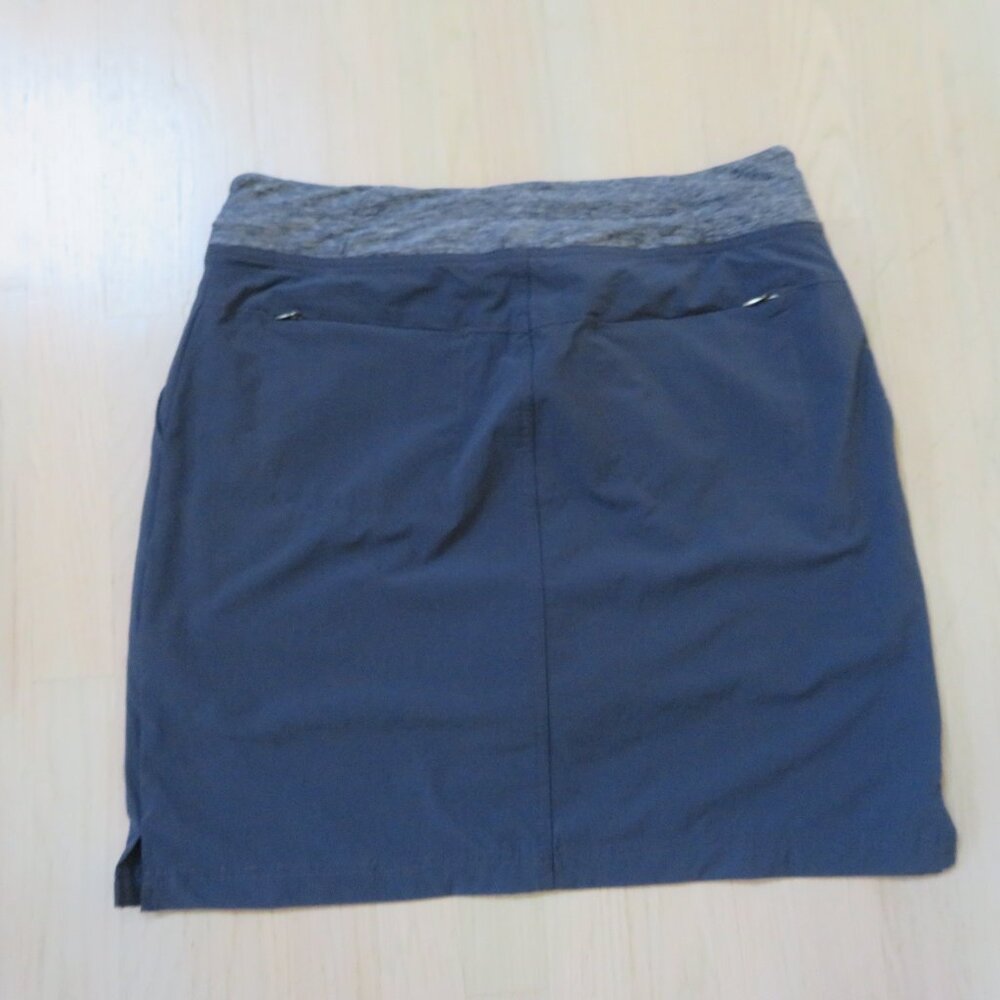 Duluth Trading Co Navy Blue Outdoor Skort Water Resistant - Picture 5 of 6